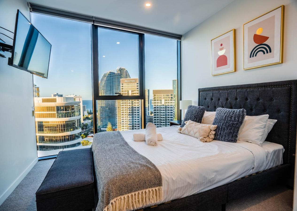 2 Bedroom Luxurious Family Apartment Next To Pacific Fair - Broadbeach Gold Coast Gc22 Exterior photo